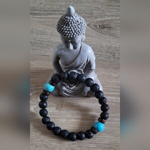 🌿 Lava Stone & Turquoise Howlite Diffuser Bracelet 🌿